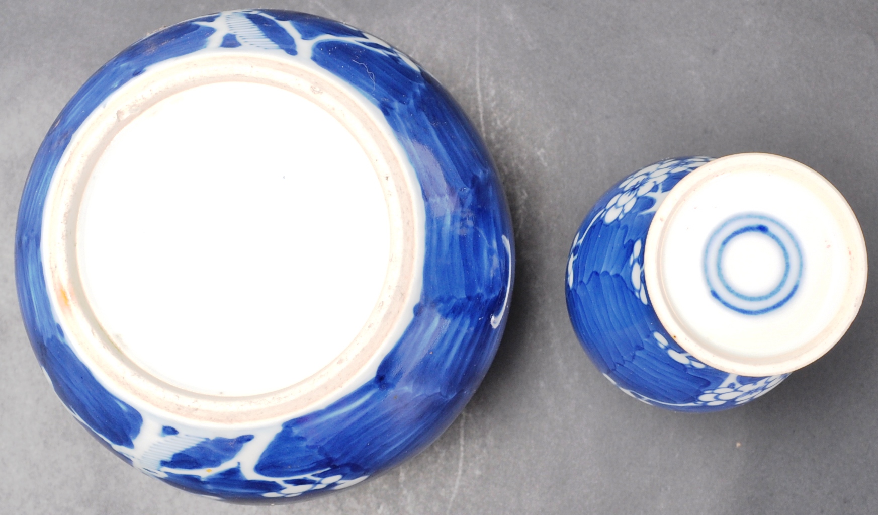 TWO 19TH CENTURY CHINESE BLUE AND WHITE CERAMICS - Image 5 of 5