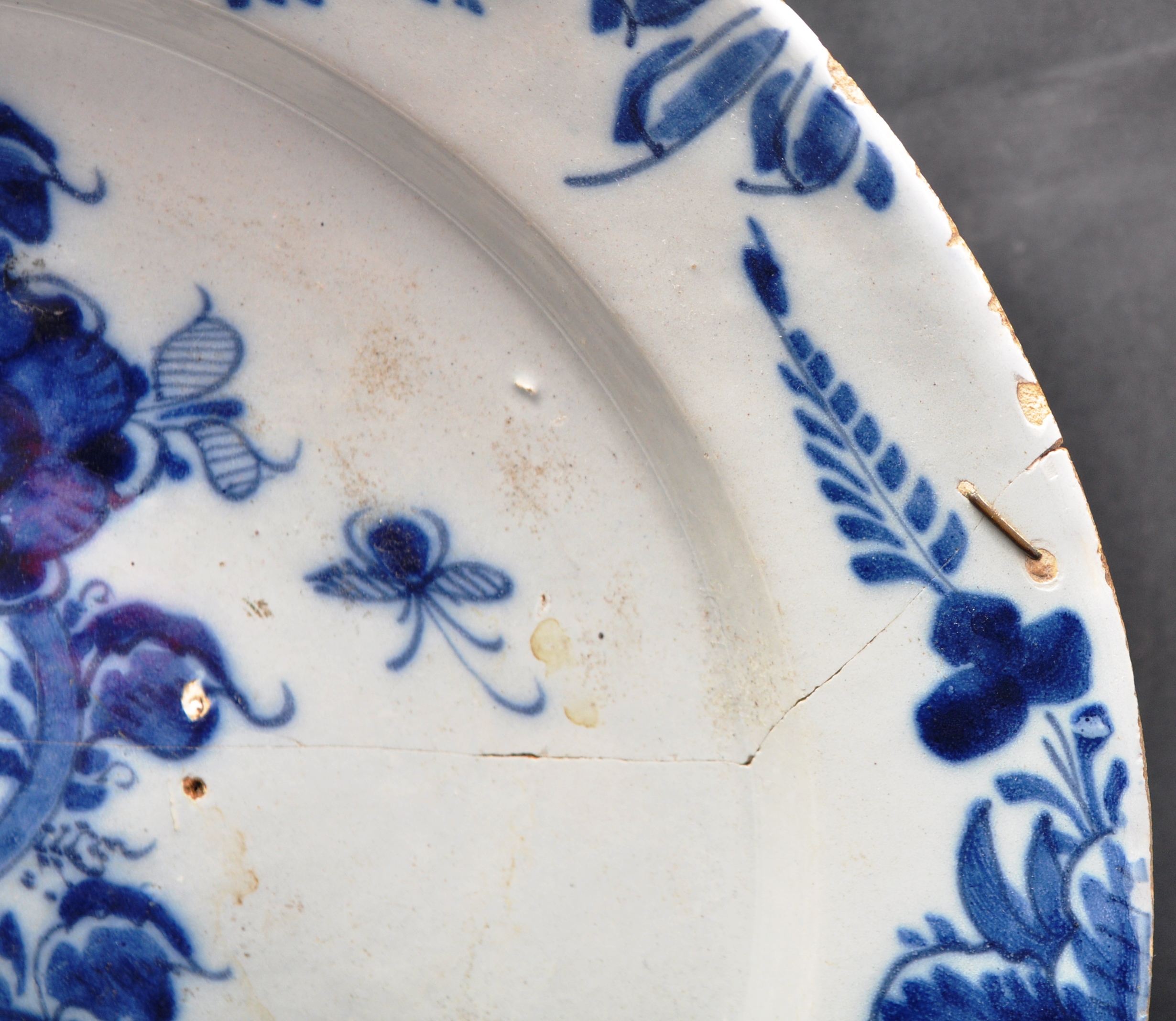 19TH CENTURY BLUE AND WHITE DELFT PLATE - Image 3 of 6