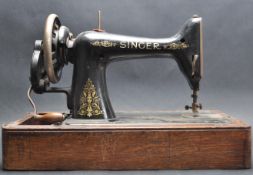 1930’S SINGER SEWING MACHINE