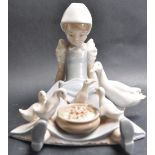 LLADRO MY HUNGRY BROOD CERAMIC FIGURINE