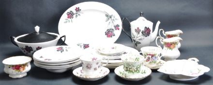 COLLECTION OF VINTAGE 20TH CENTURY ROYAL ALBERT CHINA