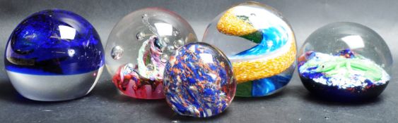 COLLECTION OF FIVE VINTAGE 20TH CENTURY STUDIO ART GLASS PAPERWEIGHT