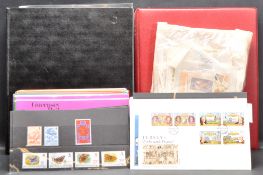 COLLECTION OF STAMPS, PRESENTATION PACKS AND FDCS.