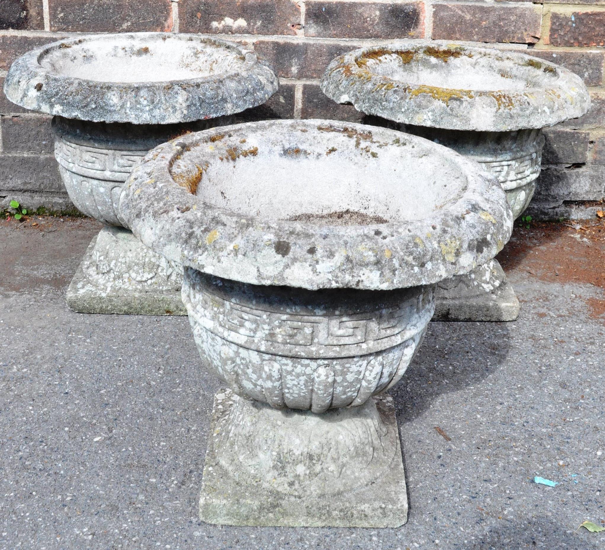 COLLECTION OF THREE VINTAGE 20TH CENTURY GRAND TOUR STYLE URNS - Image 2 of 8