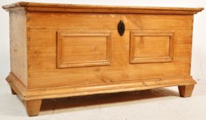 LARGE 19TH CENTURY VICTORIAN PINE COFFER / BLANKED BOX