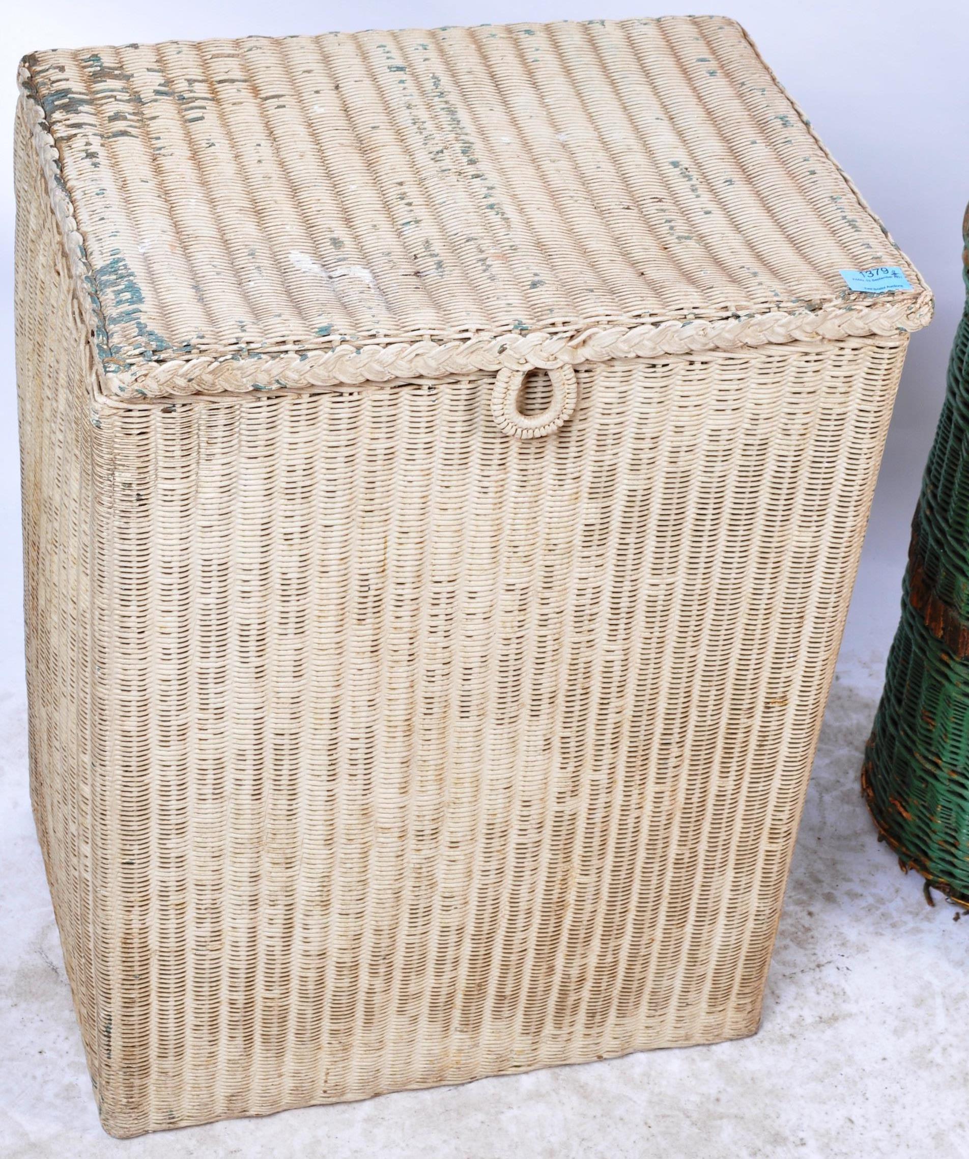 GROUP OF VINTAGE 20TH CENTURY WICKER ITEMS - Image 3 of 6