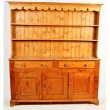 19TH CENTURY VICTORIAN PINE DRESSER