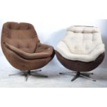 RETRO VINTAGE 1960S MID 20TH CENTURY EGG CHAIRS