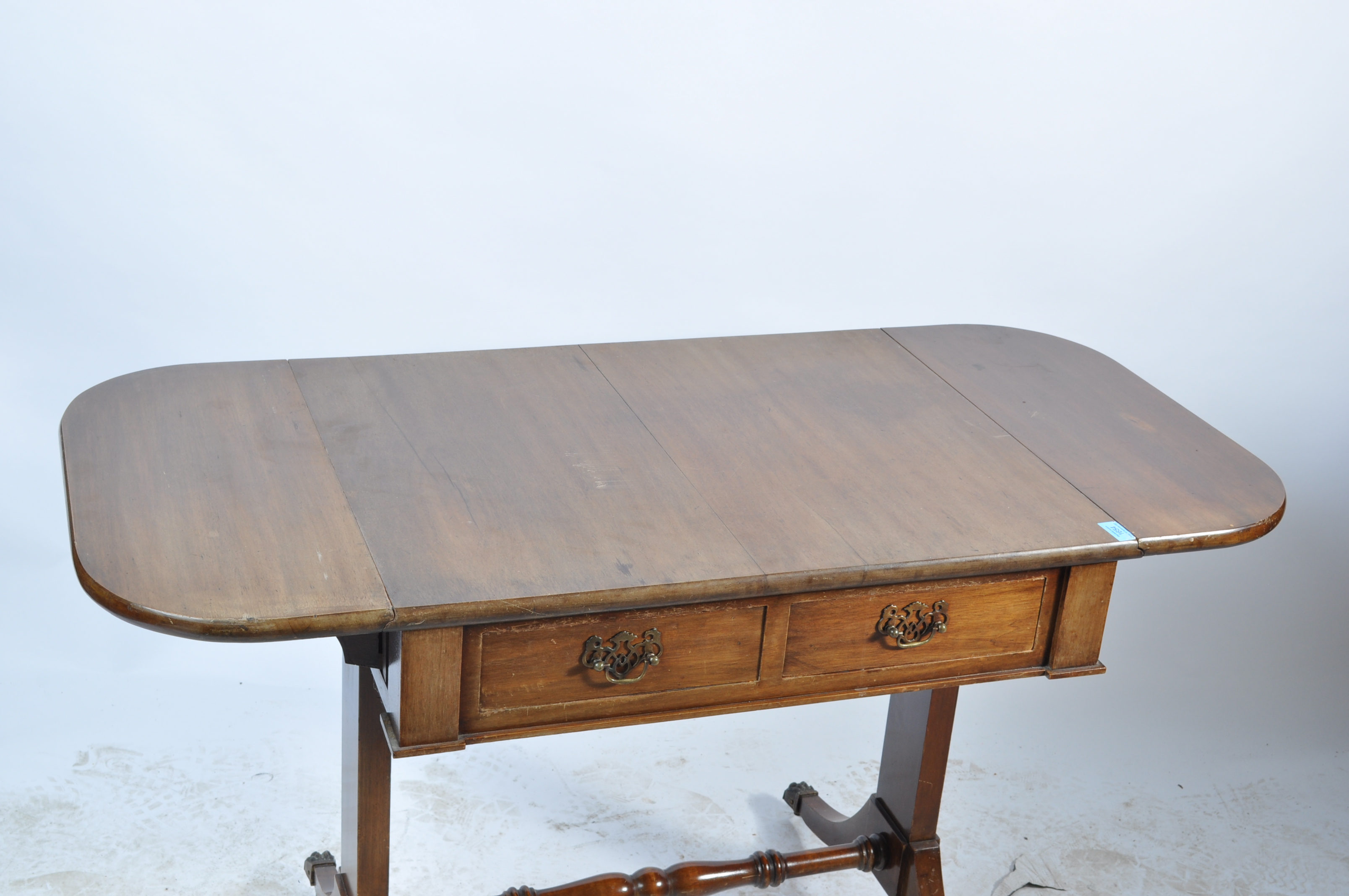 EARLY 19TH CENTURY GEORGE III MAHOGANY SOFA TABLE - Image 3 of 3