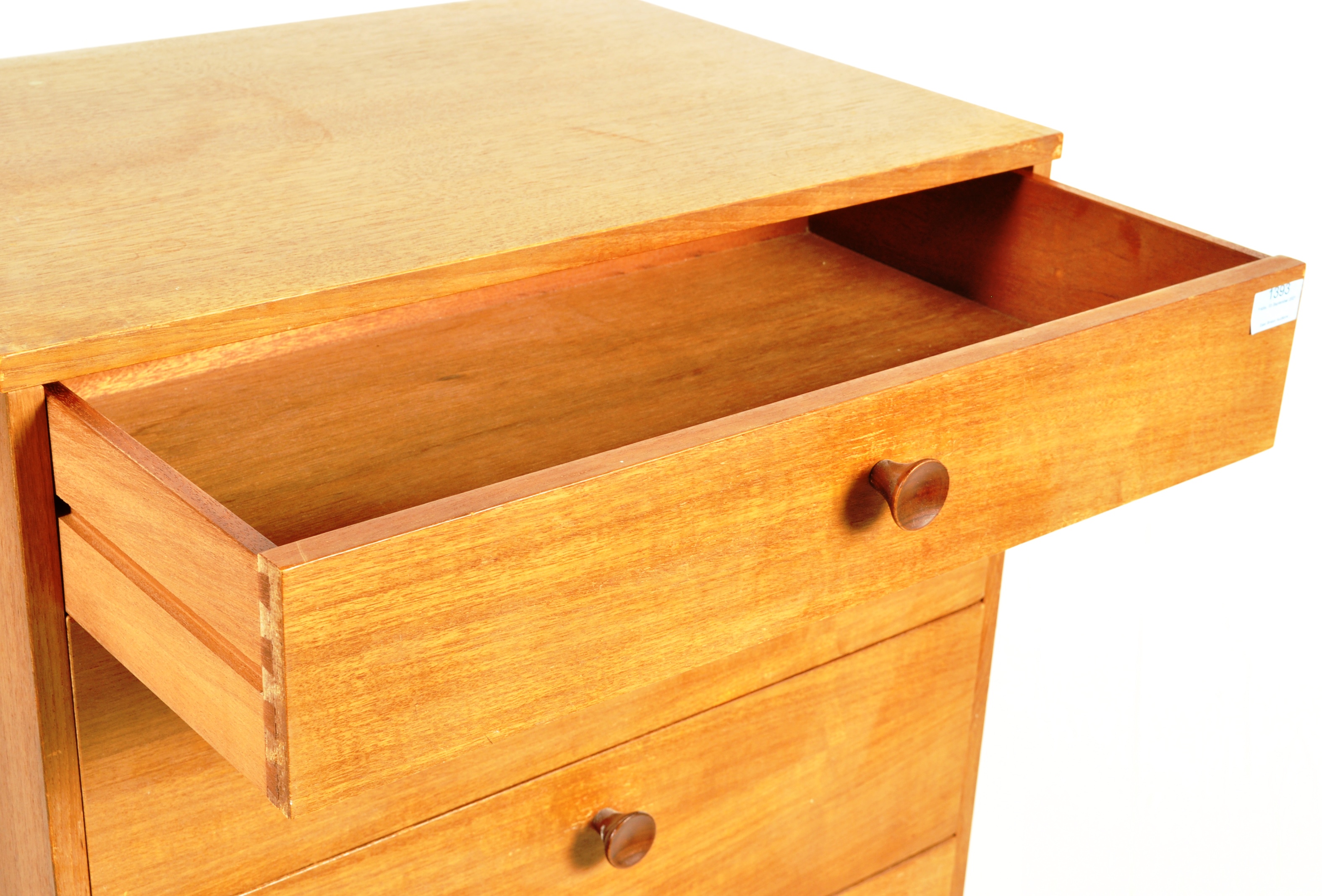 AVALON - BRITISH MODERN DESIGN - RETRO VINTAGE CIRCA 1960S TEAK WOOD CHEST OF DRAWERS - Image 4 of 7