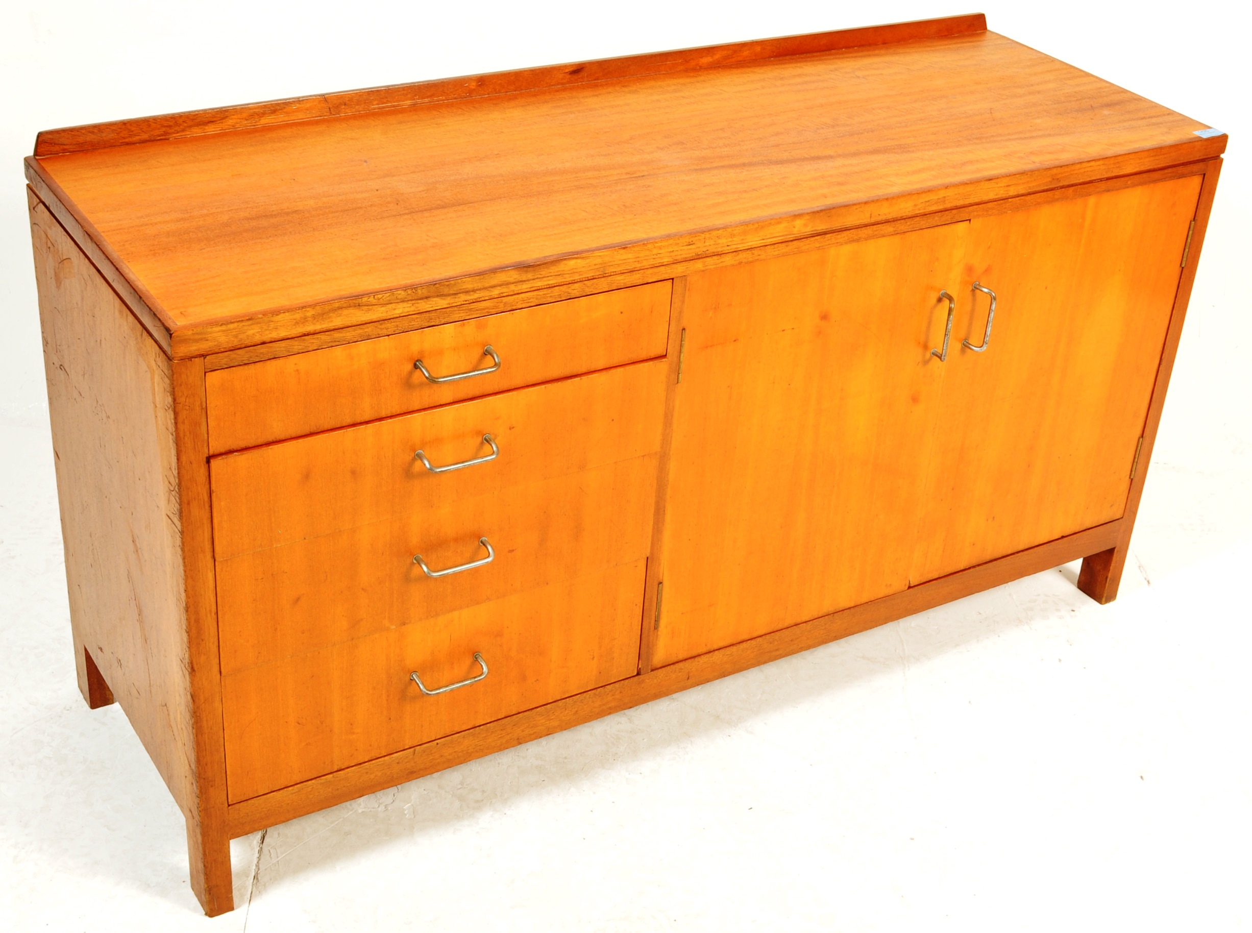 RETRO VINTAGE 1960'S AIR MINISTRY SIDEBOARD CREDENZA - Bild 2 aus 6