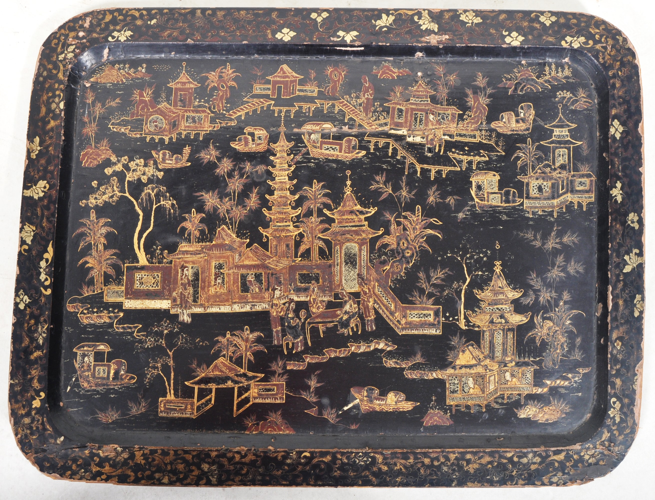 EARLY 19TH CENTURY CHINESE BLACK LACQUER SERVING TRAY