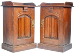 MATCHING PAIR OF EARLY 20TH CENTURY OAK BEDSIDE CABINETS