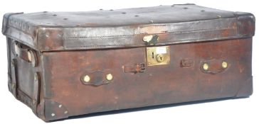 19TH CENTURY VICTORIAN LEATHER TRAVEL TRUNK / SUITCASE