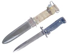 POST-WWII AMERICAN US M8 CARBINE RIFLE BAYONET & SCABBARD