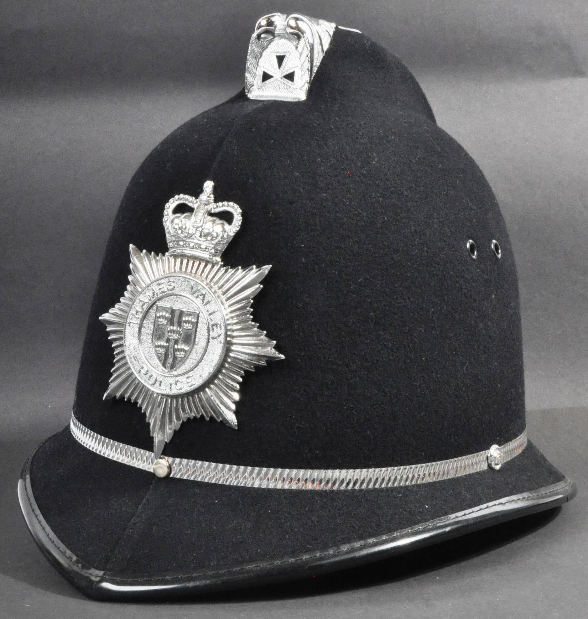 20TH CENTURY THAMES VALLEY POLICE CUSTODIAN HELMET - auctions & price ...