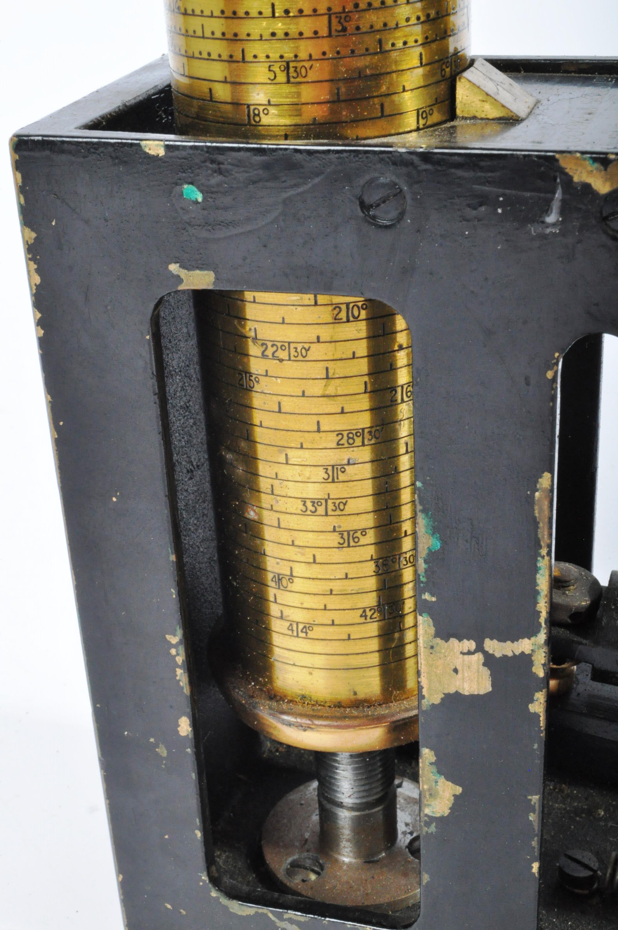 EDWARDIAN 1903 BRITISH ARMY T. COOKE & SONS CLINOMETER - Image 5 of 10