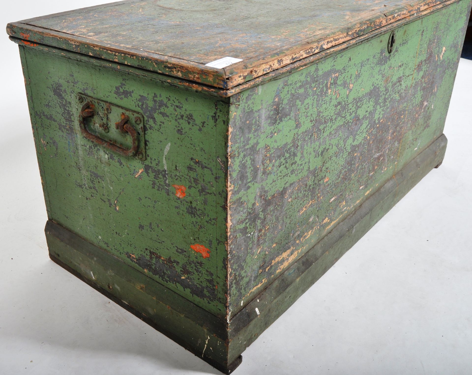 VICTORIAN PAINTED PINE BLANKET BOX / STORAGE CHEST - Image 6 of 6