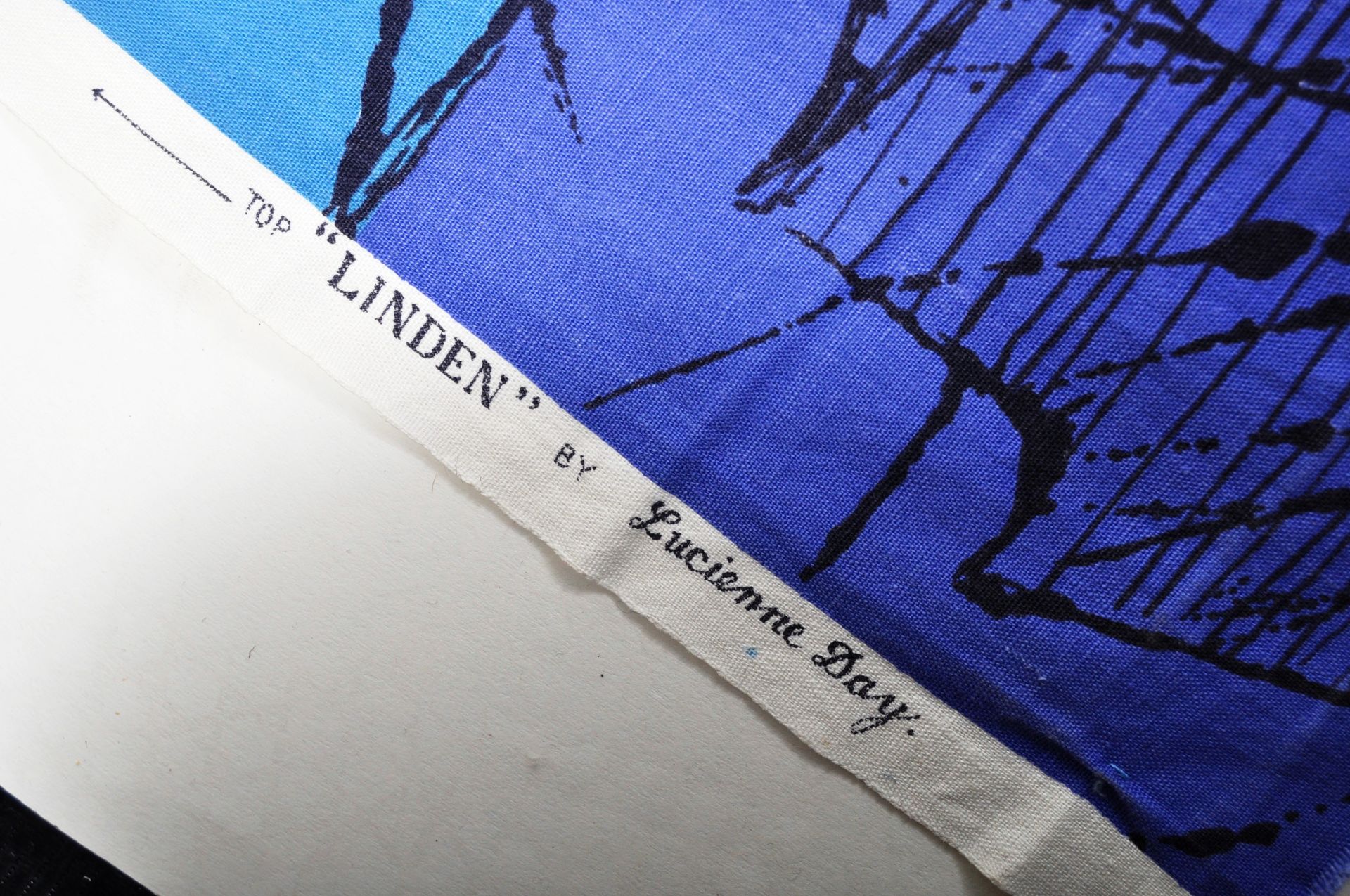 LINDEN BY LUCIENNE DAY - PAIR OF 60'S DESIGNER CURTAINS - Image 4 of 8