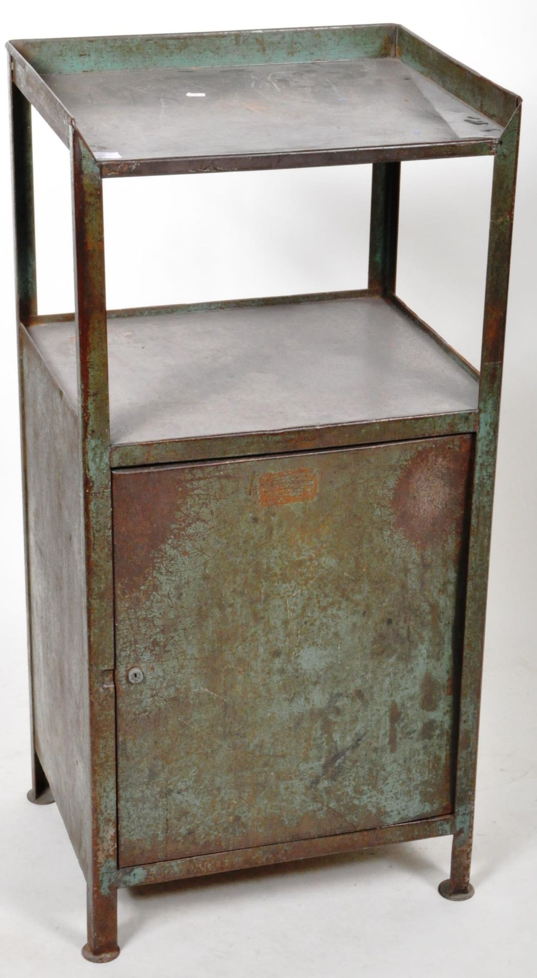 VINTAGE 1940'S INDUSTRIAL ENGINEERS MULTI-TIERED CABINET - Image 2 of 3