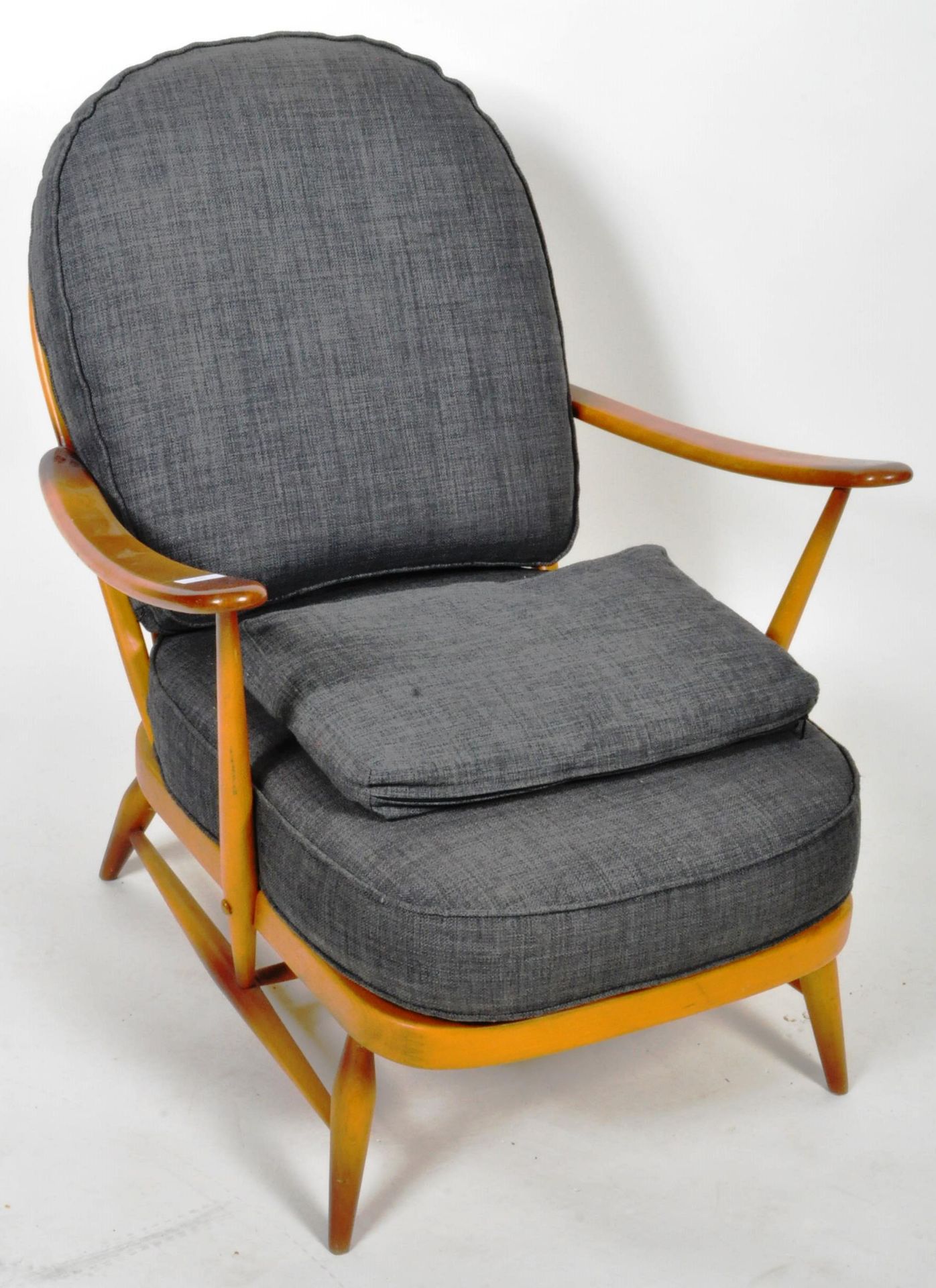 ERCOL MODEL 203 & 205 1970'S LOUNGE CHAIR AND FOOTSTOOL - Image 3 of 14