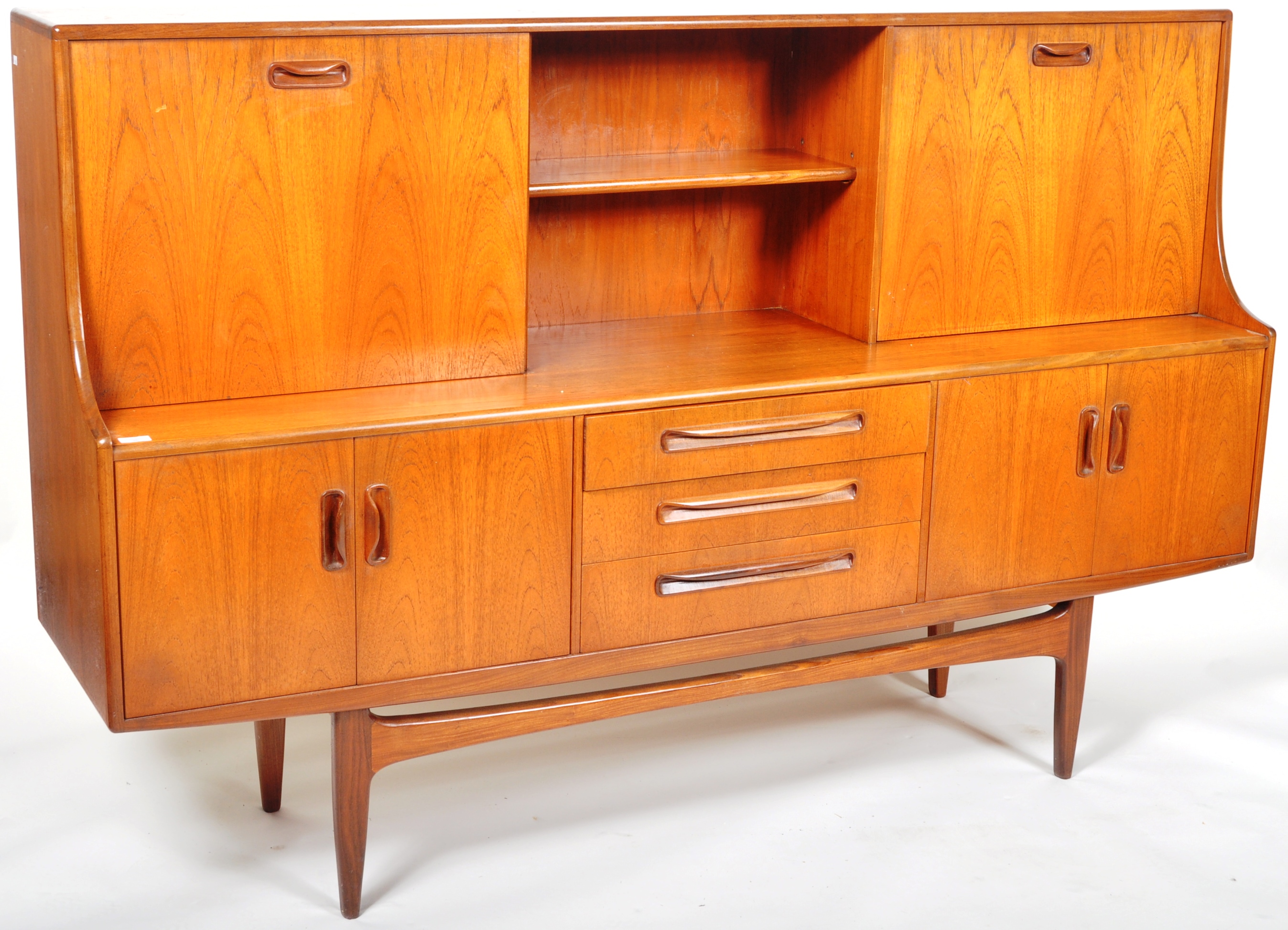 VICTOR B WILKINS - G PLAN - FRESCO - 1960'S TEAK HIGHBOARD - Image 2 of 8