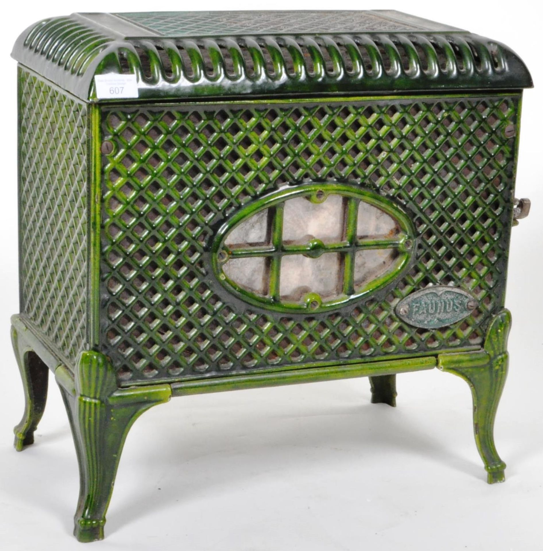 FANUS - VINTAGE FRENCH CAST IRON ENAMEL STOVE