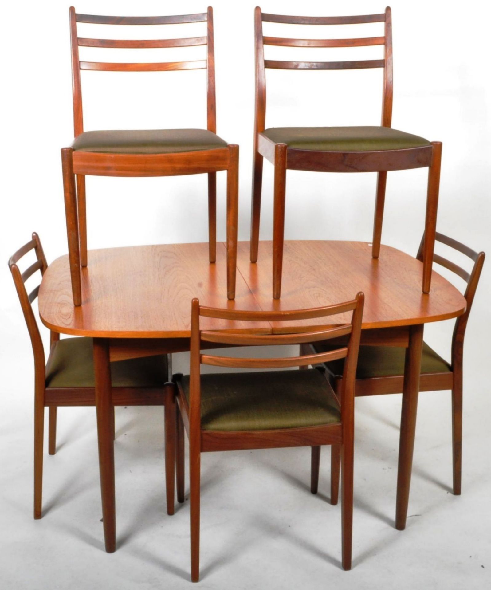 ERNEST GOMME - G PLAN - MID 20TH CENTURY TEAK WOOD DINING SUITE - Image 2 of 7