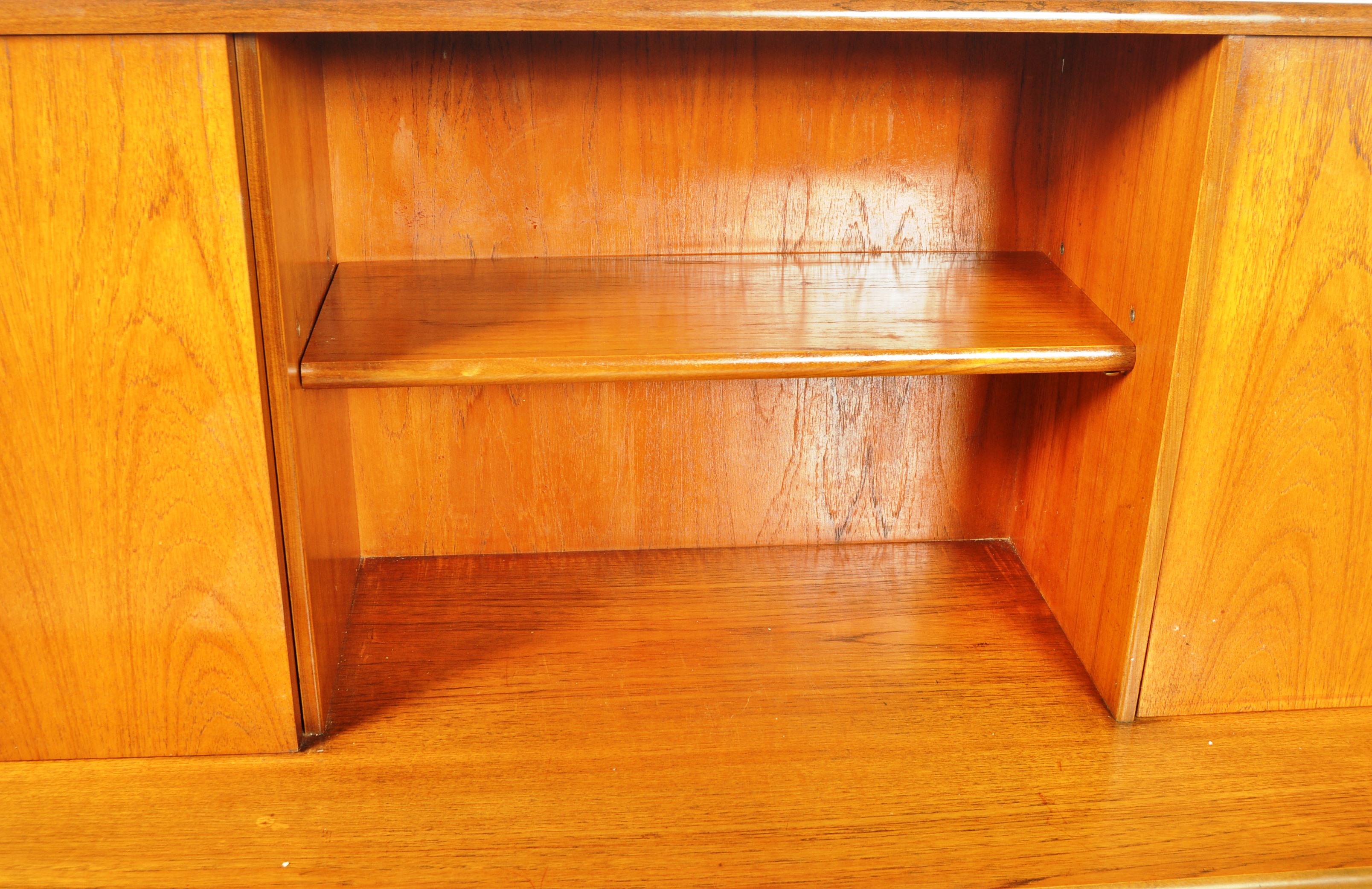 VICTOR B WILKINS - G PLAN - FRESCO - 1960'S TEAK HIGHBOARD - Image 5 of 8