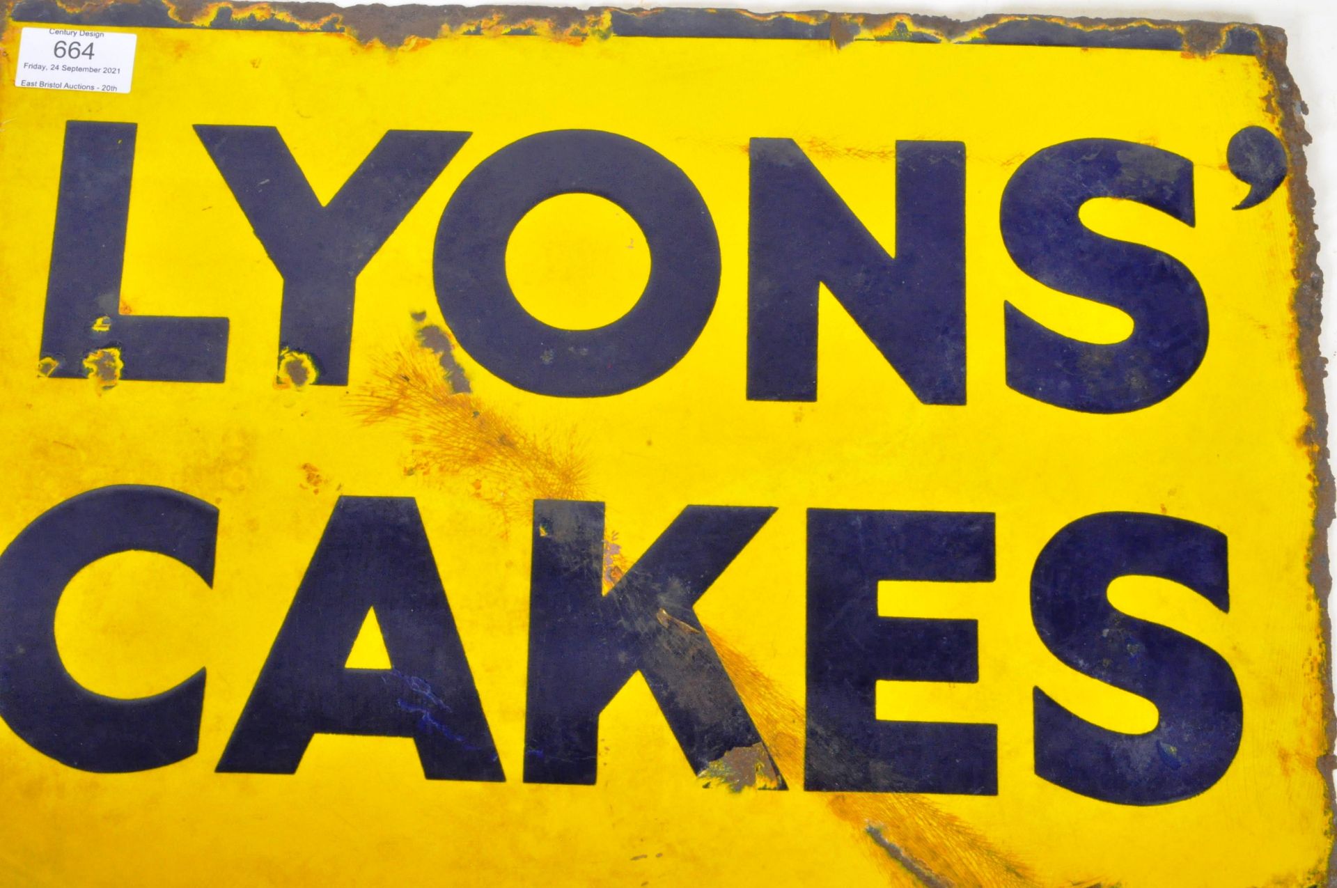 LYONS CAKES - MID 20TH CENTURY DOUBLE SIDED ENAMEL SIGN - Image 3 of 4