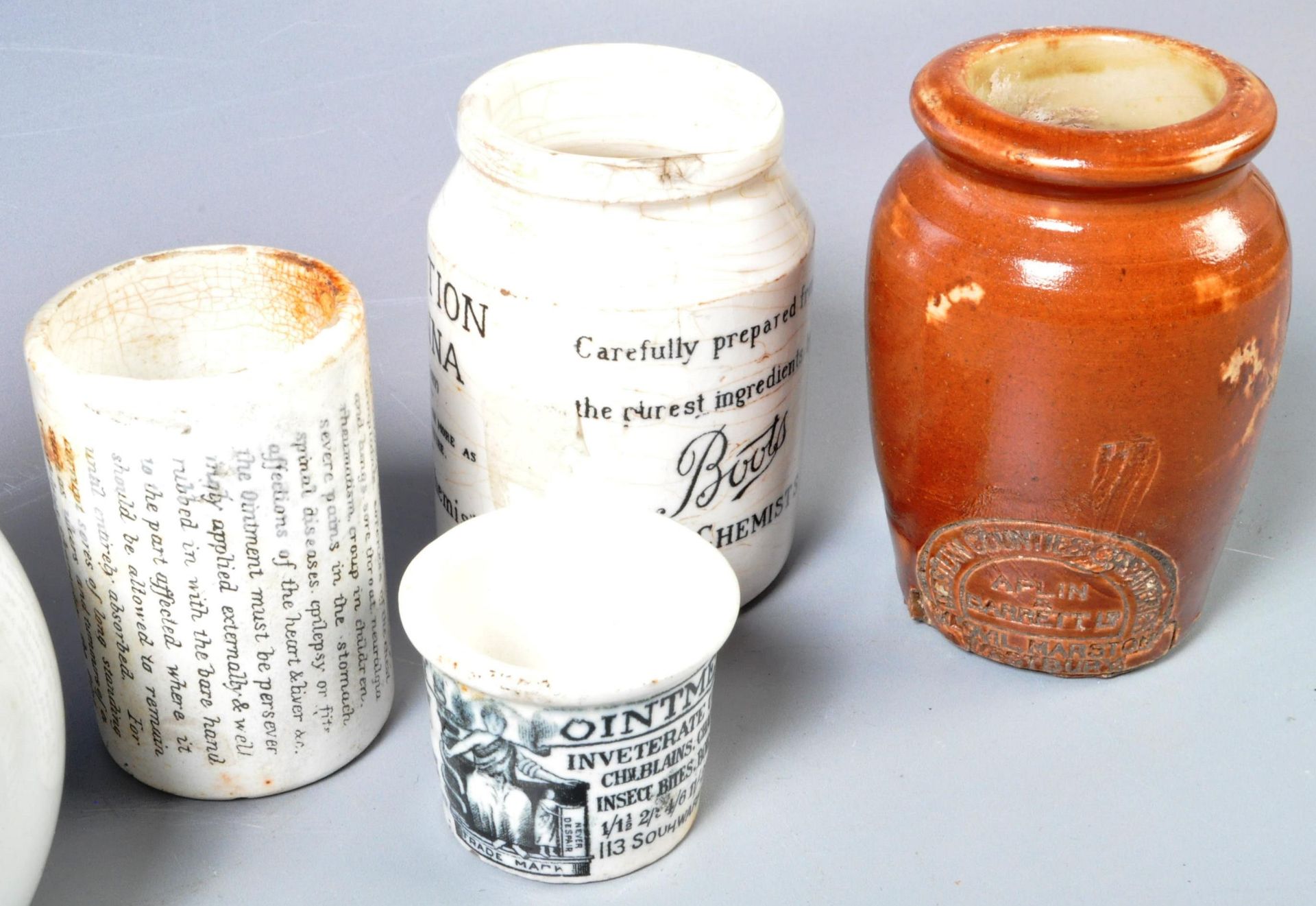 COLLECTION OF 19TH CENTURY & LATER APOTHECARY ITEMS - Bild 5 aus 8