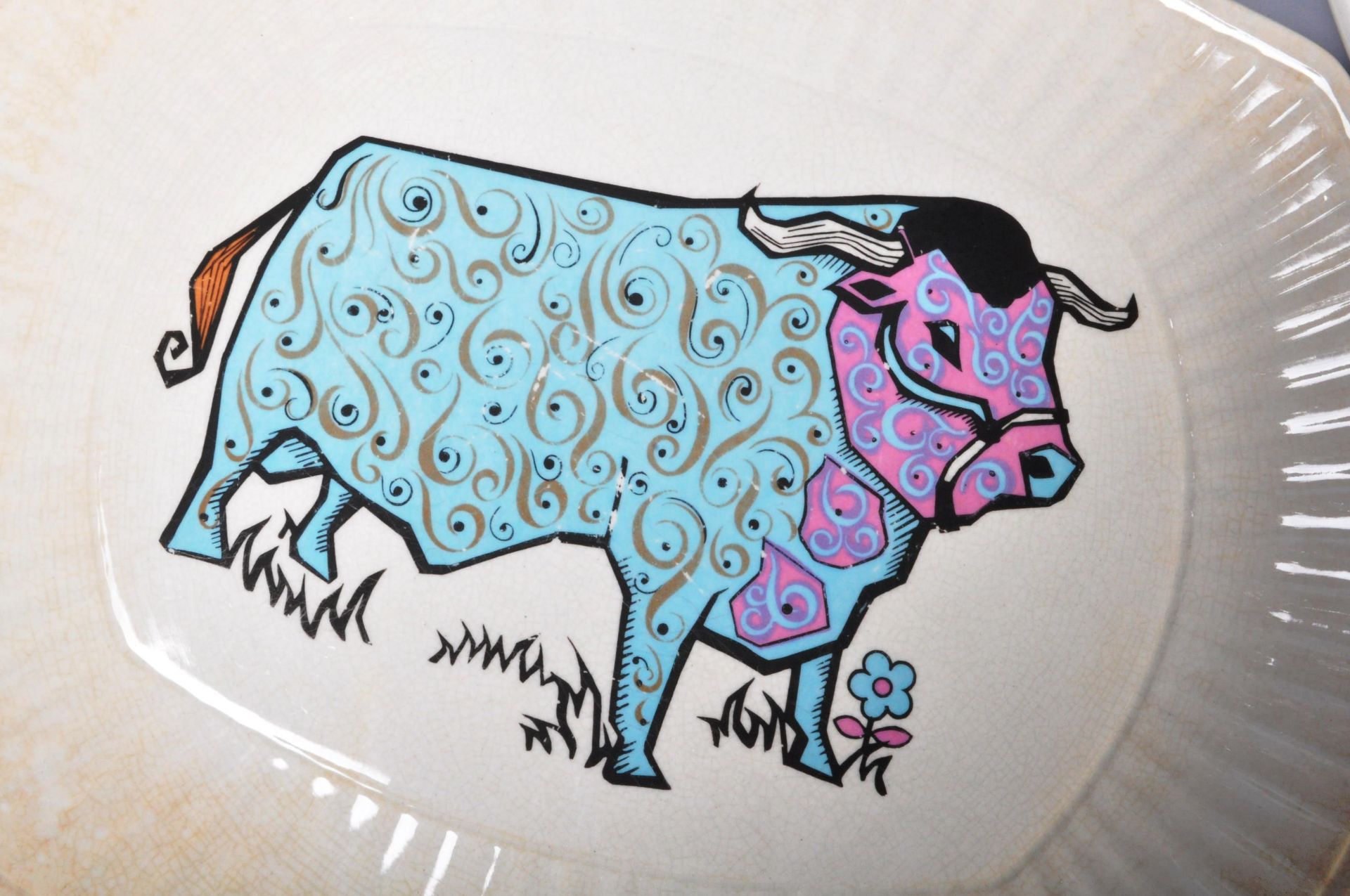 SET OF 1970'S PSYCHEDELIC BEEFEATER COW PLATES - Image 3 of 8