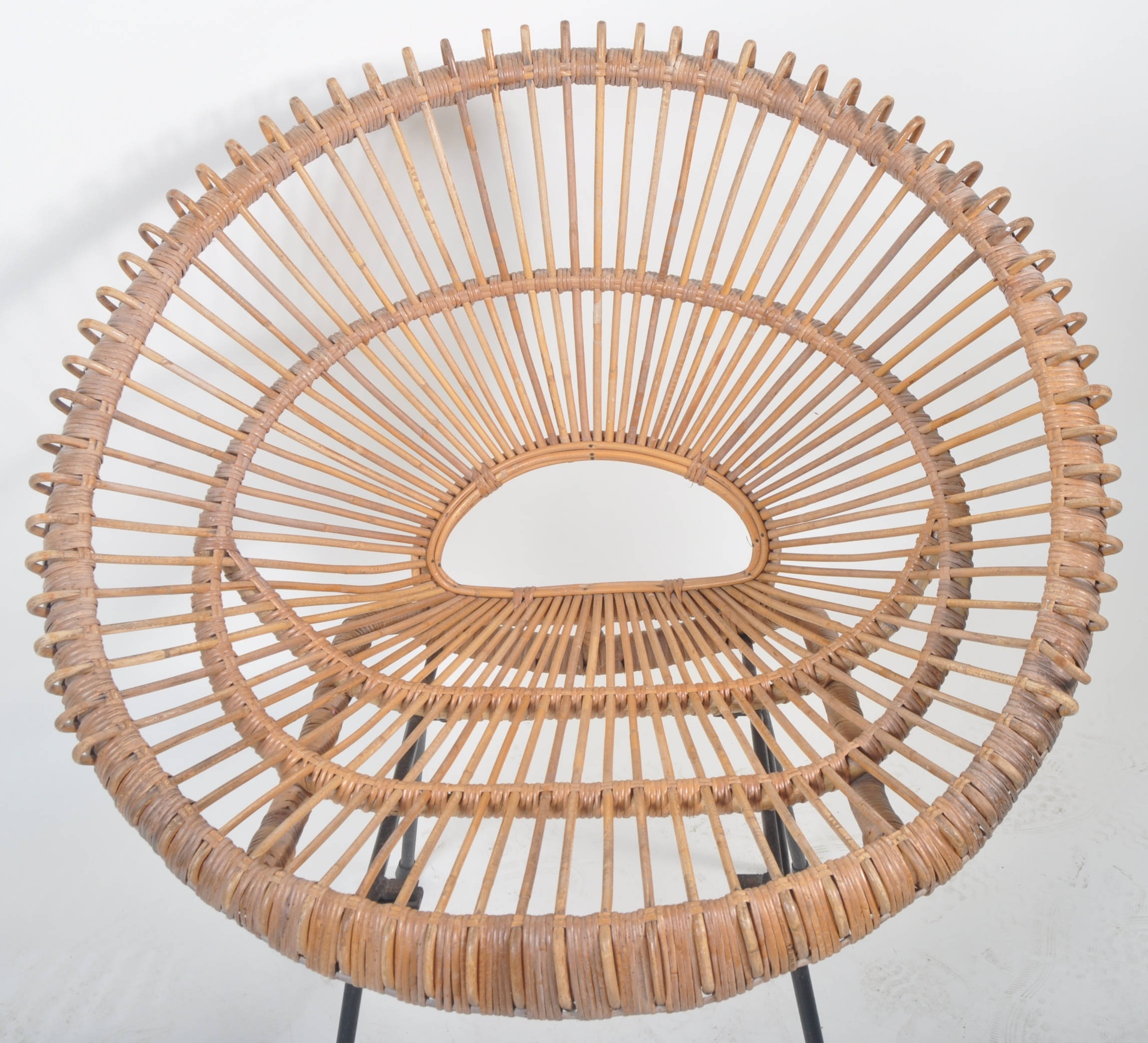 FRANCO ALBINI MID 20TH CENTURY CANE & BAMBOO SATELLITE HOOP CHAIR - Image 3 of 6