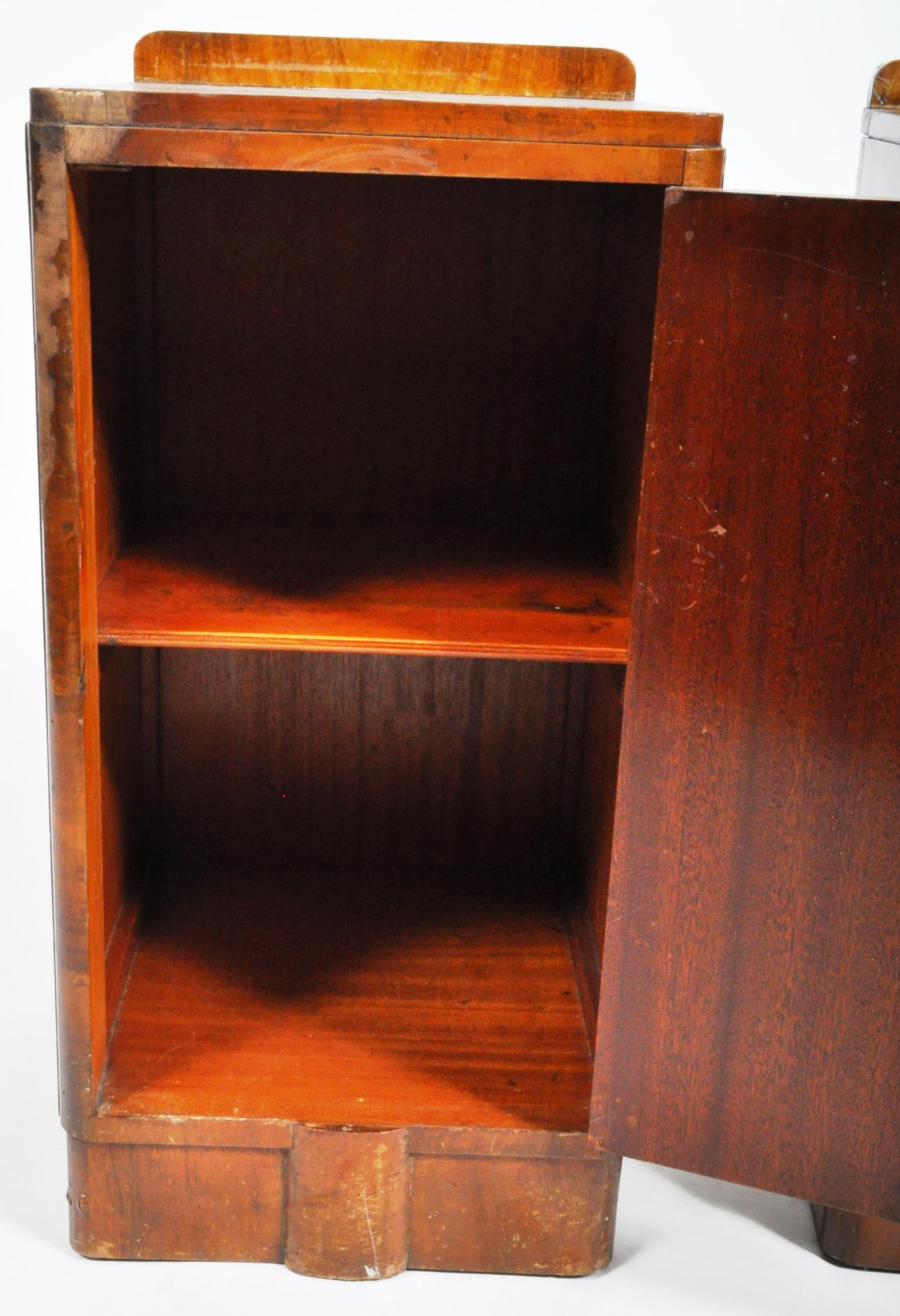 PAIR OF 1930S ART DECO WALNUT BEDSIDE TABLE CUPBOARDS - Image 6 of 7