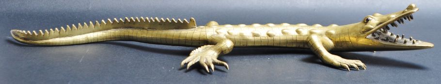 LARGE EARLY 20TH CENTURY HEAVY BRONZE LIZARD