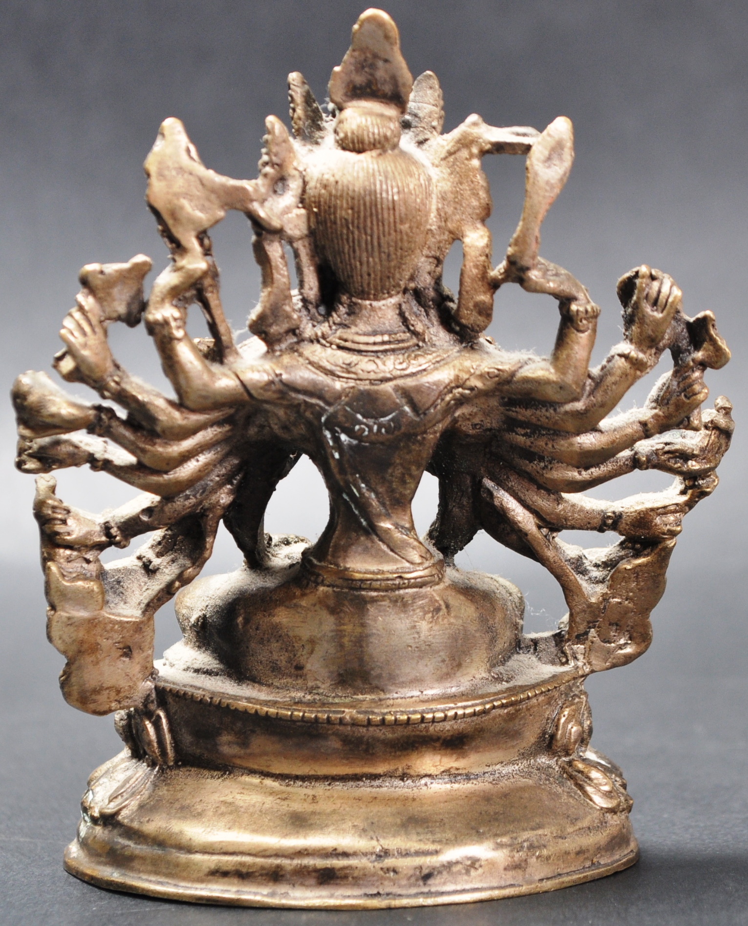 EARLY 20TH CENTURY INDIAN HINDU WHITE METAL GOD STATUE - Image 3 of 6
