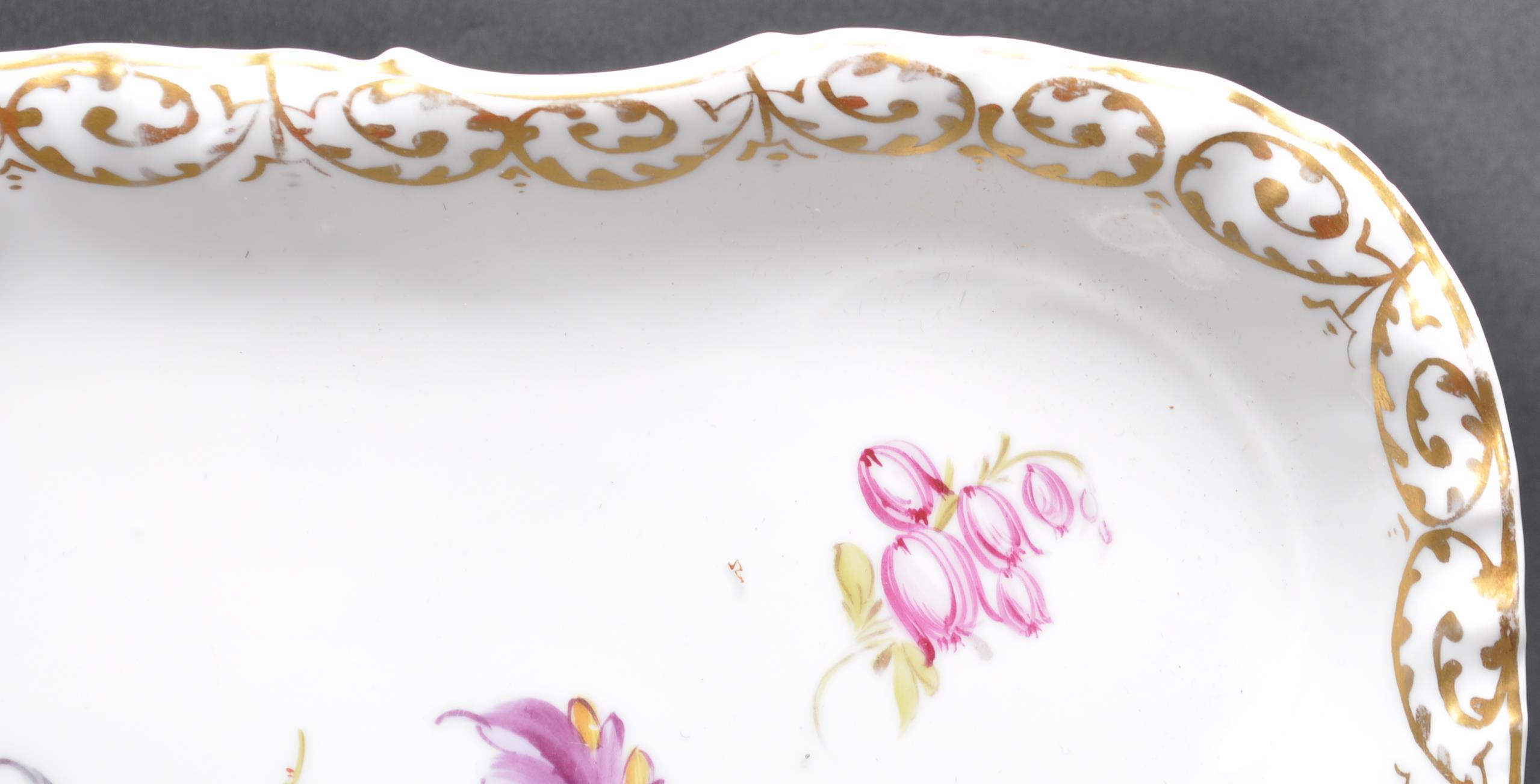 19TH CENTURY PORCELAIN FLORAL PLATTER - Image 3 of 6