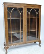 1940'S QUEEN ANNE REVIVAL CHINA DISPLAY CABINET VITRINE