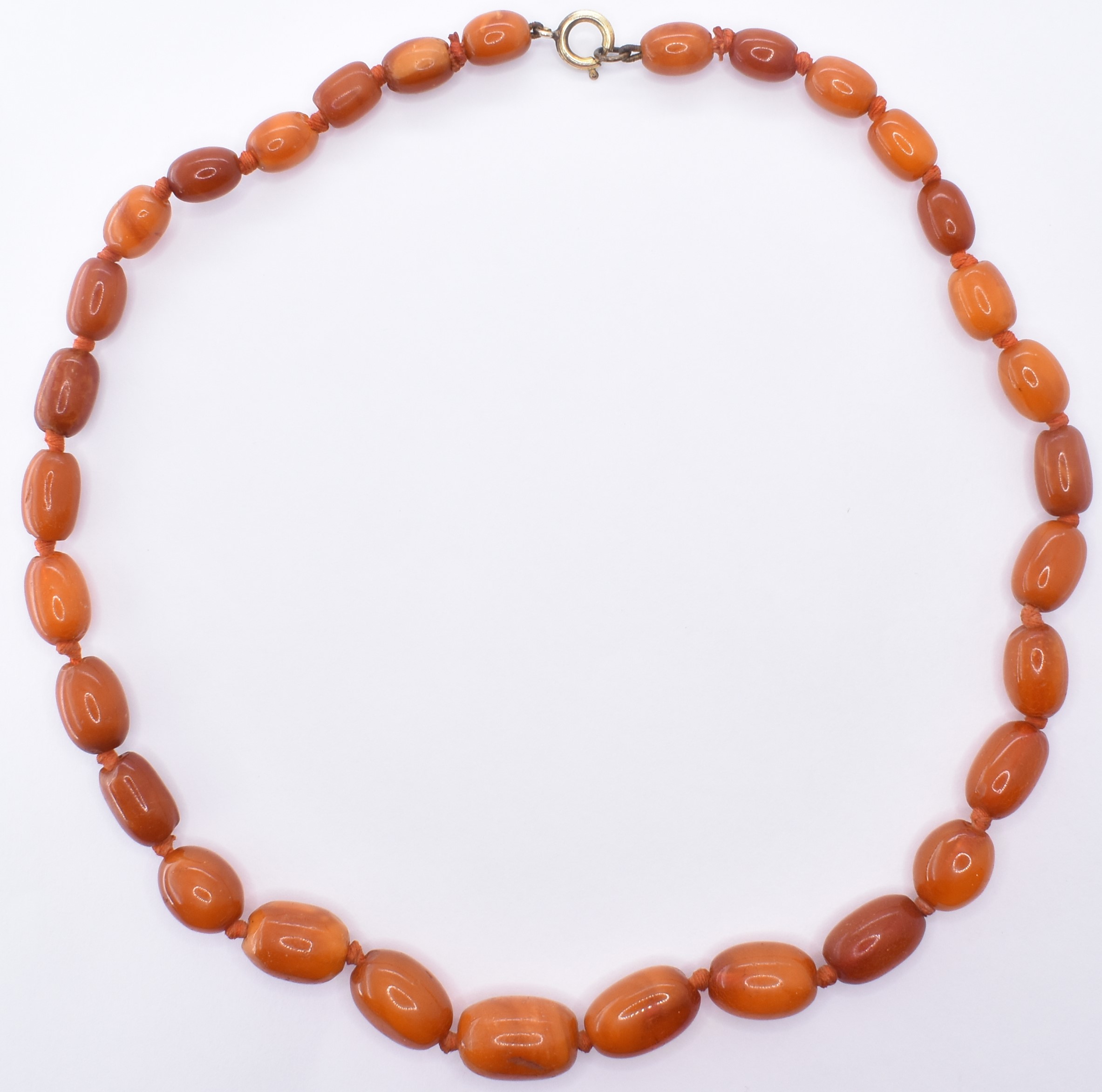 AMBER BEAD NECKLACE - Image 4 of 6