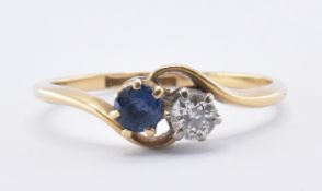 18CT GOLD DIAMOND & SAPPHIRE RING