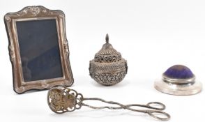 ASSORTED SILVER & WHITE METAL ITEMS