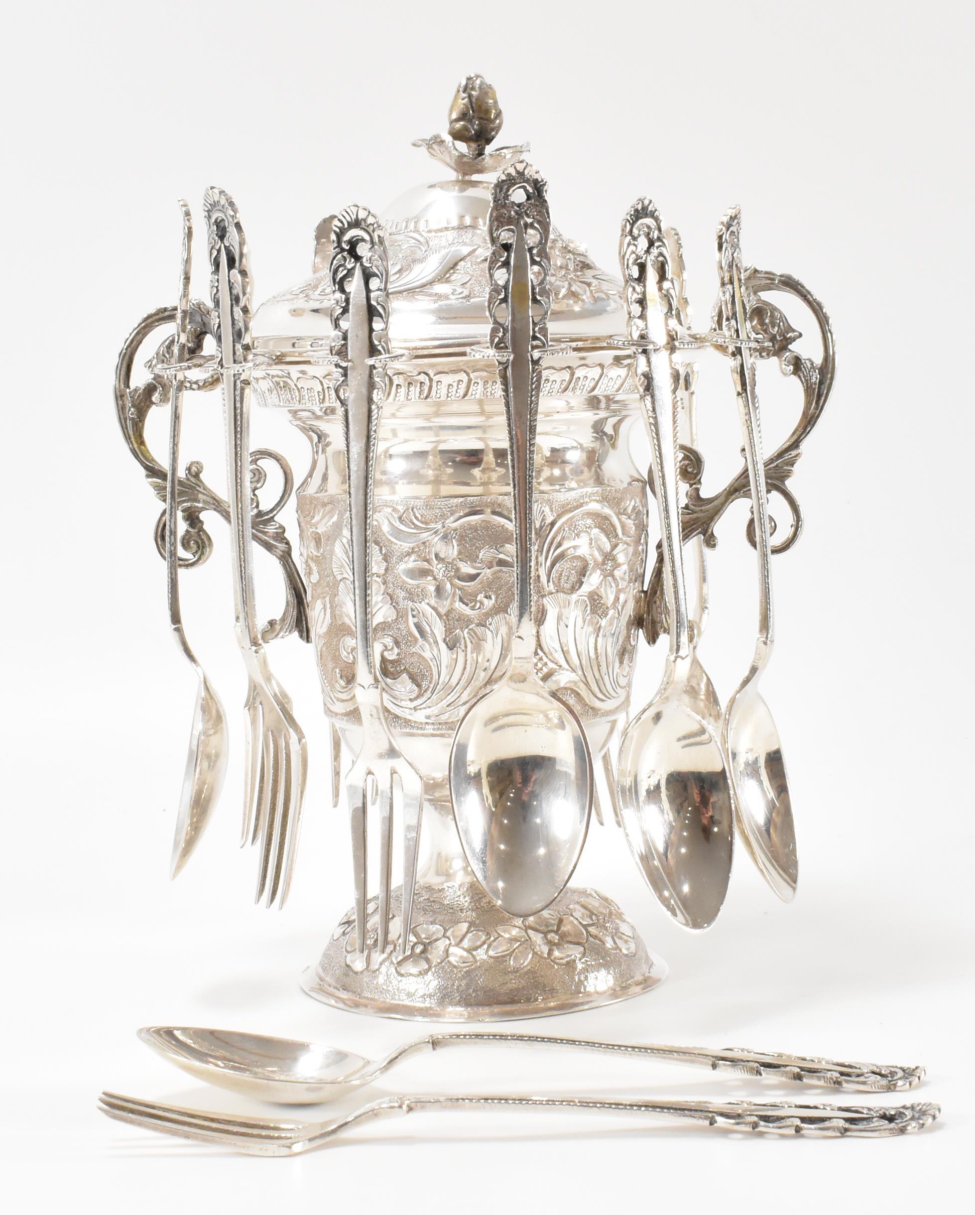 SILVER LIDDED SPOONER & DESSERT CUTLERY