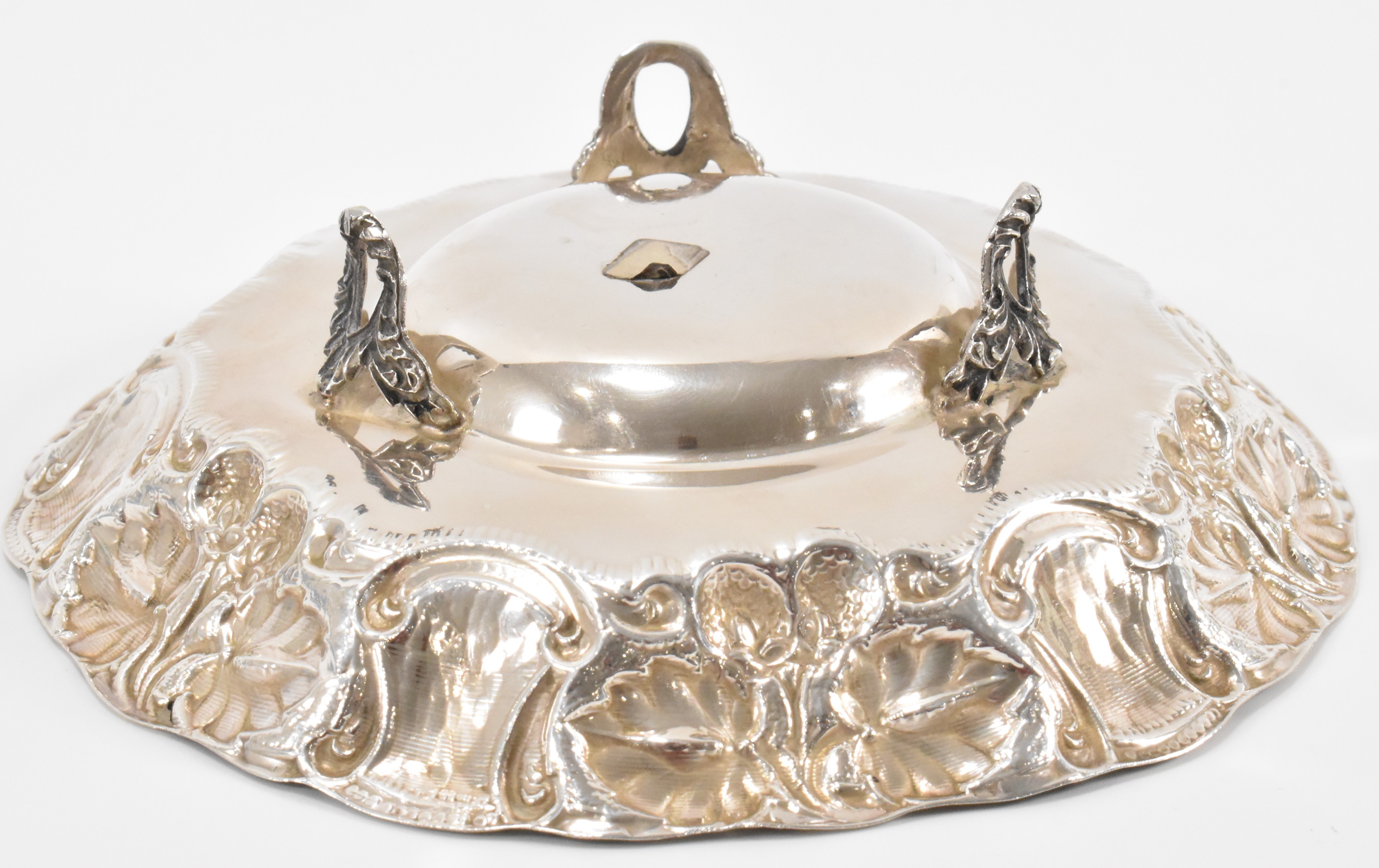 SILVER REPOUSSE STRAWBERRY DISH - Image 3 of 4