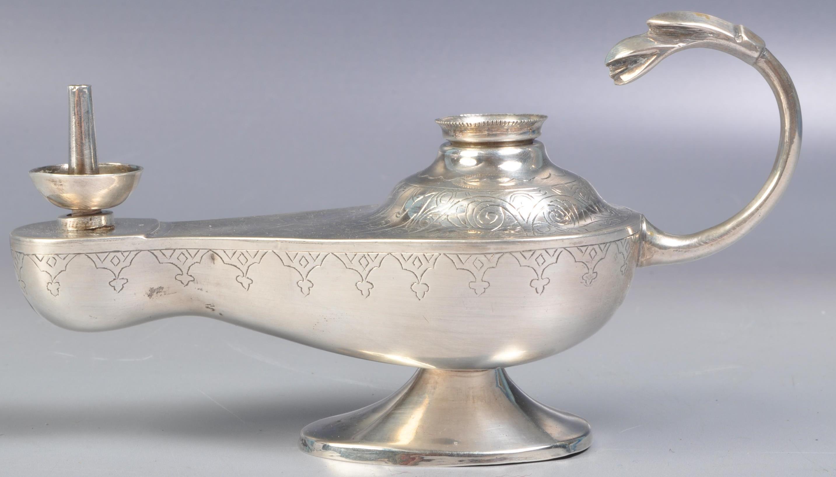 20TH CENTURY EGYPTIAN SILVER OIL LAMP