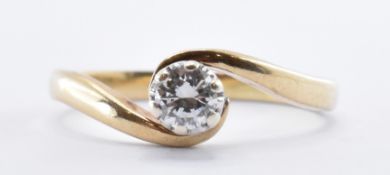 9CT GOLD DIAMOND SOLITAIRE RING