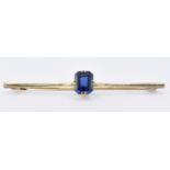 9CT GOLD & SAPPHIRE BAR BROOCH