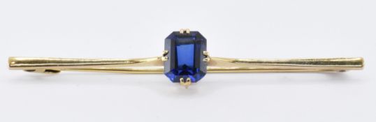 9CT GOLD & SAPPHIRE BAR BROOCH