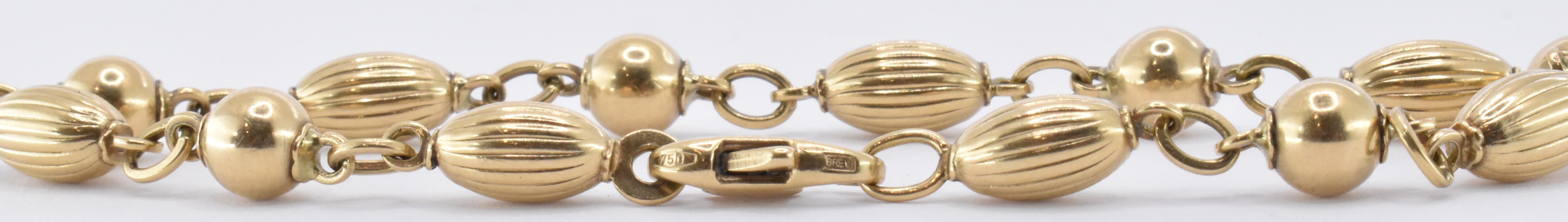 18CT GOLD BEADED BRACELET - Image 4 of 5