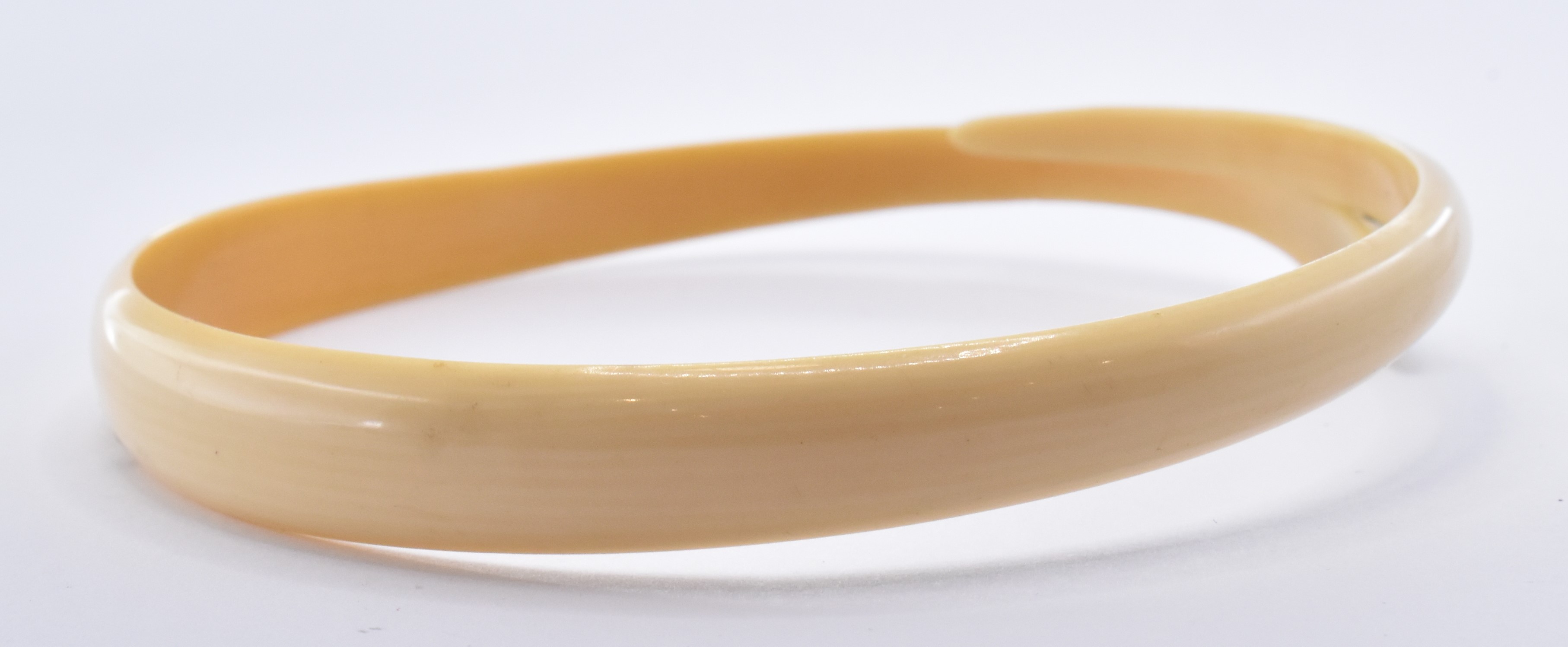 1930S ART DECO CELLULOID SNAKE CUFF BANGLE - Image 2 of 5