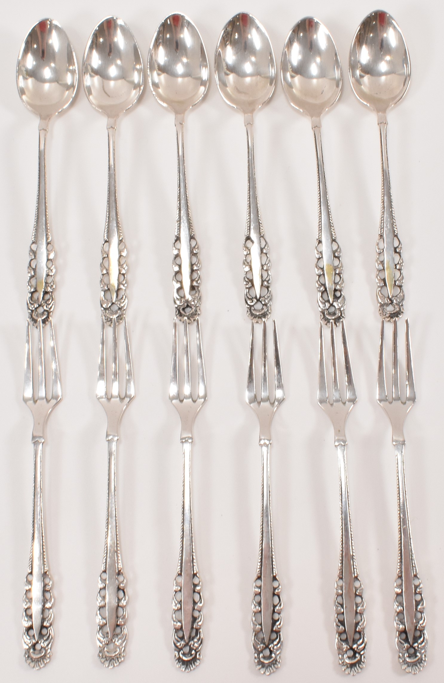 SILVER LIDDED SPOONER & DESSERT CUTLERY - Image 5 of 9